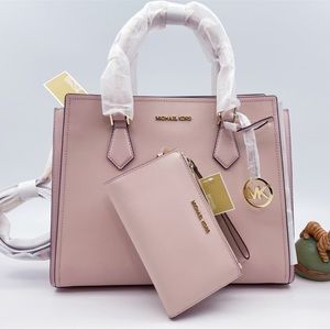 🌸New! Michael Kors Large Hope Satchel Set